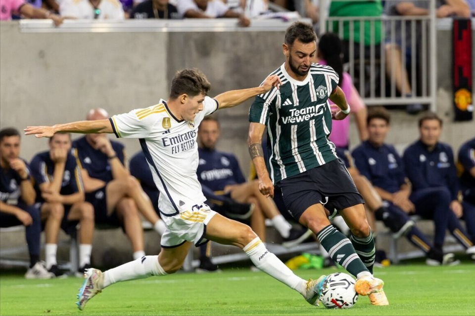  慕尼黑德比战火药味十足险冲突  