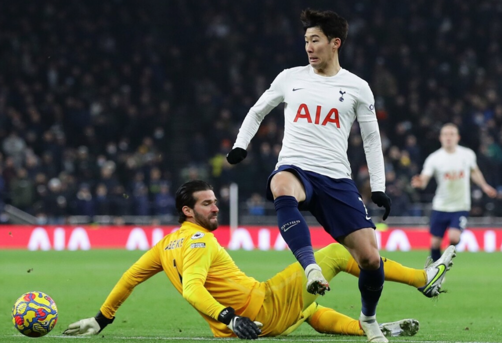  埃弗顿逼平传统强队收获关键一分