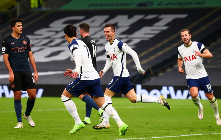  曼城三球大胜热刺，瓜帅带队稳固榜首优势  