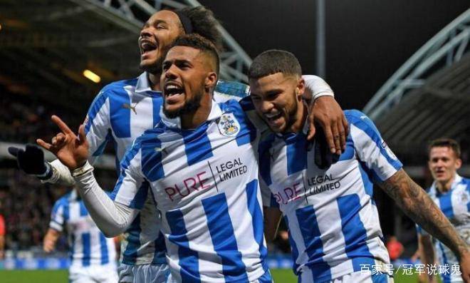  比勒菲尔德遭遇连败困境，主帅面临下课危机考验